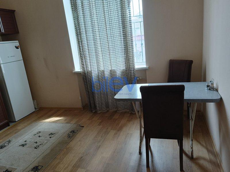 Kirayə (aylıq) 3  otaqlı Həyət evi  200 kblvm², Qəbələ