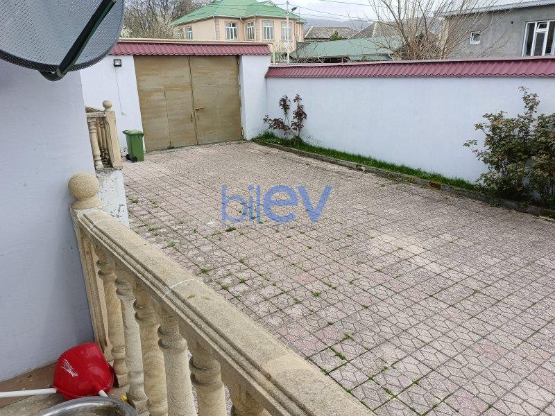 Kirayə (aylıq) 3  otaqlı Həyət evi  200 kblvm², Qəbələ
