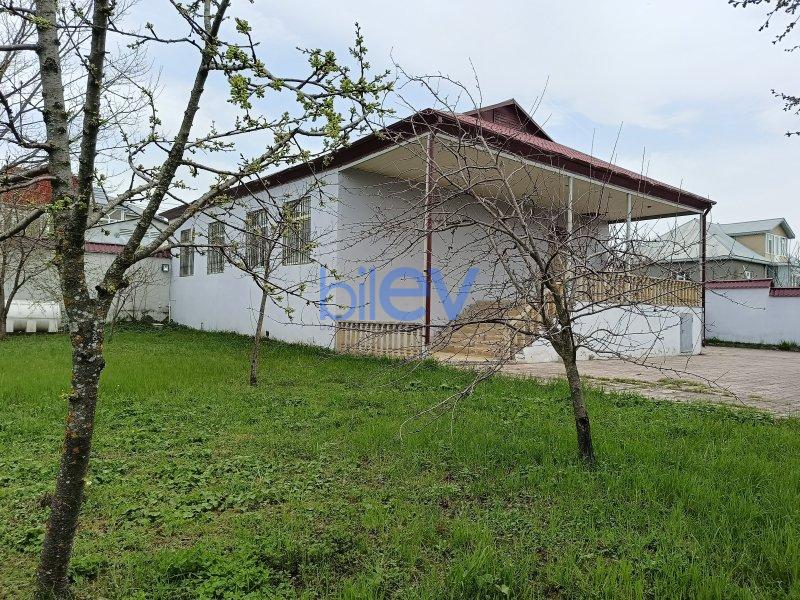 Kirayə (aylıq) 3  otaqlı Həyət evi  200 kblvm², Qəbələ