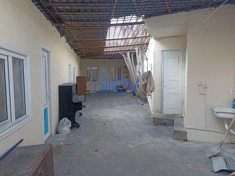 Aylıq Kirayə 4 otaqlı Həyət evi  100m², Bakı