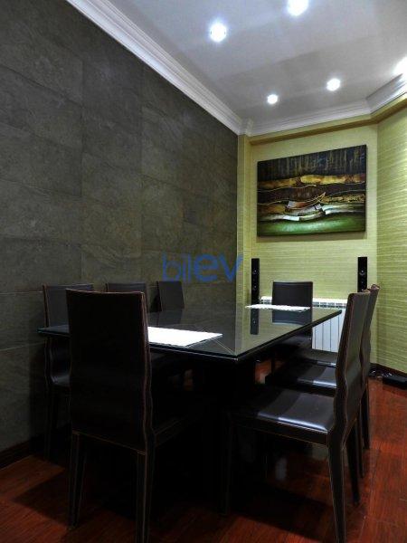 Kirayə (aylıq) 4 otaqlı Yeni Tikili  172 m², Bakı