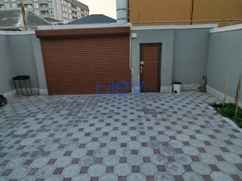 Satılır 5 otaqlı Həyət evi  1.7m², Bakı