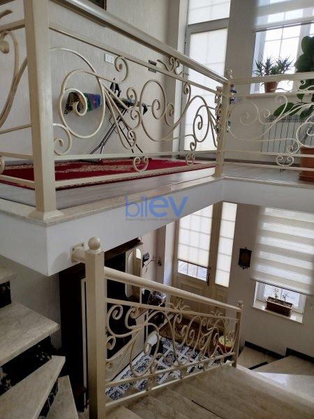 Satılır 5 otaqlı Həyət evi  1.7m², Bakı