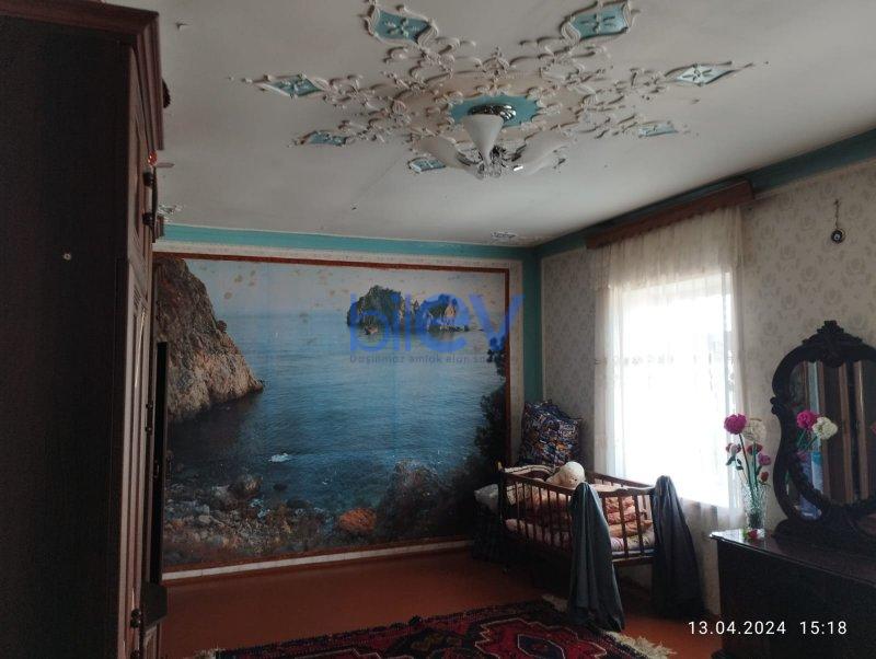 Satılır 8 otaqlı Həyət evi  240m², Qusar