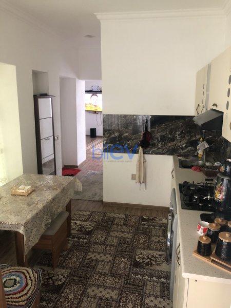 Satılır 4 otaqlı Yeni Tikili  2 sotm², Bakı