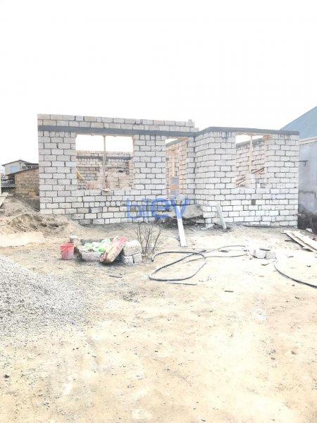 Satılır 4 otaqlı Həyət evi  106m², Bakı