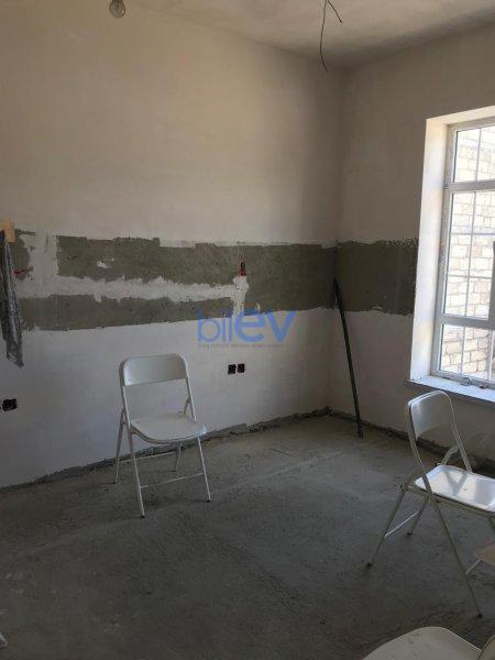 Satılır 4 otaqlı Həyət evi  106m², Bakı
