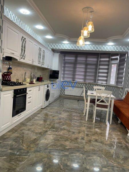 Kirayə (aylıq) 3 otaqlı Yeni Tikili  139m², Bakı