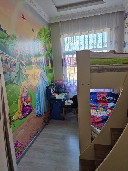Satılır 7 otaqlı Həyət evi  220m², Bakı