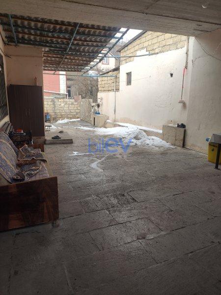 Satılır 5 otaqlı Həyət evi  200m², Bakı