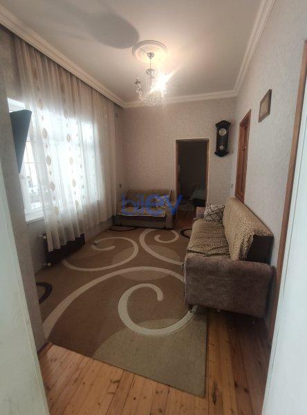 Satılır 5 otaqlı Həyət evi  200m², Bakı