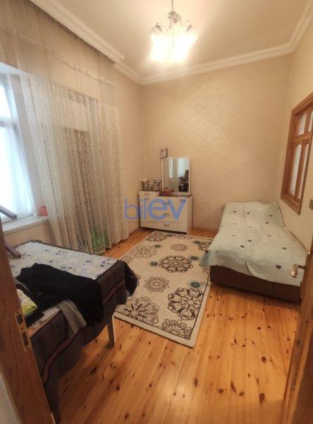 Satılır 5 otaqlı Həyət evi  200m², Bakı