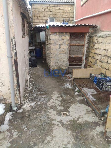 Satılır 5 otaqlı Həyət evi  200m², Bakı
