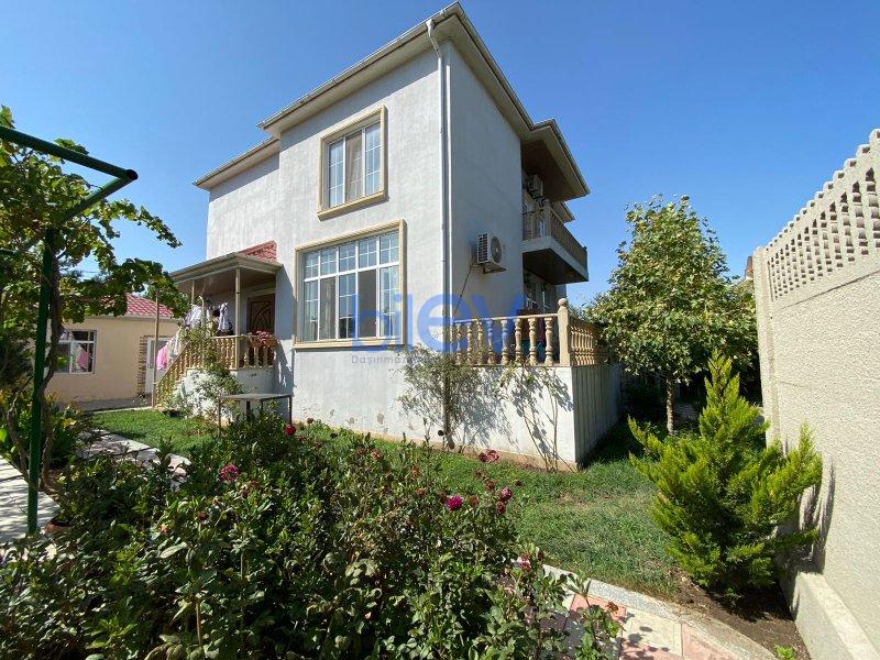Satılır 5 otaqlı Bağ evi  9.00m², Bakı