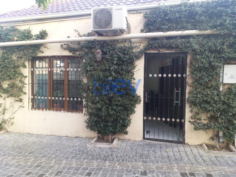 Kirayə (aylıq) 1 otaqlı Ofis  42m², Bakı