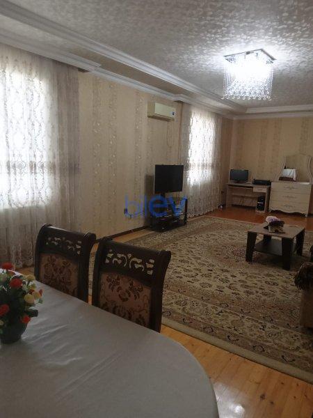 Satılır 4 otaqlı Həyət evi  140m², Bakı