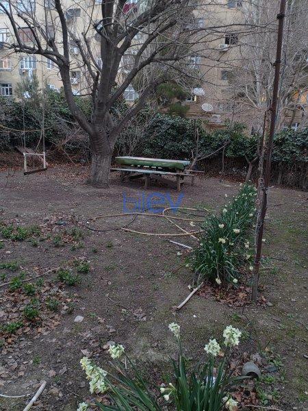 Satış 4 otaqlı Köhnə Tikili bina evi  85m², Sumqayıt