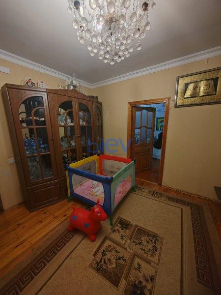 Satış 4 otaqlı Köhnə Tikili bina evi  85m², Sumqayıt