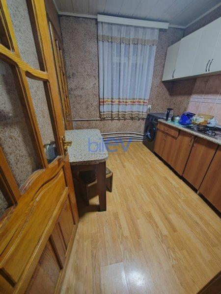 Satış 4 otaqlı Köhnə Tikili bina evi  85m², Sumqayıt