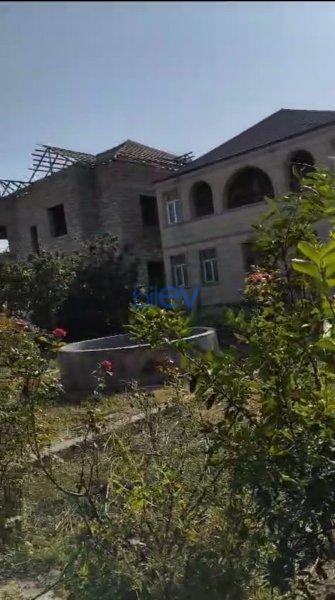 Satış  otaqlı Həyət evi  2550m², Bakı