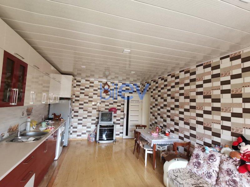 Satılır  otaqlı Həyət evi  200m², Sumqayıt