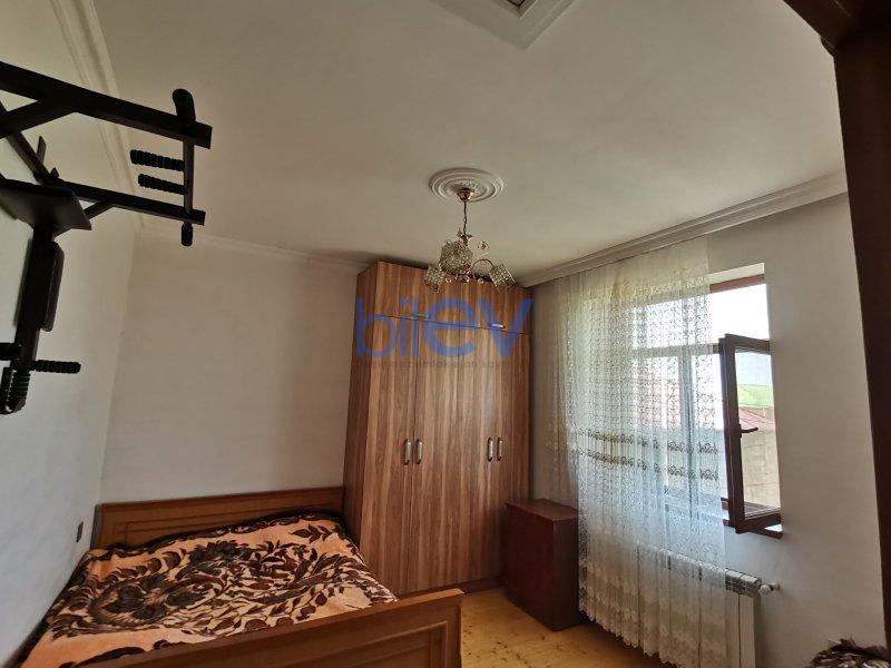 Satılır  otaqlı Həyət evi  200m², Sumqayıt