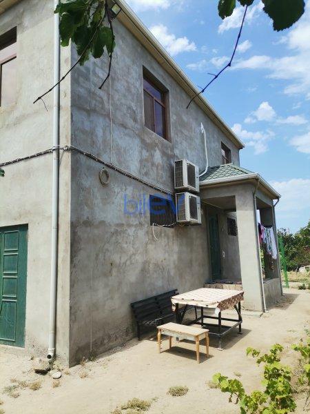 Satılır  otaqlı Həyət evi  200m², Sumqayıt