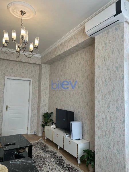 Kirayə (aylıq) 3 otaqlı Yeni Tikili  63m², Bakı