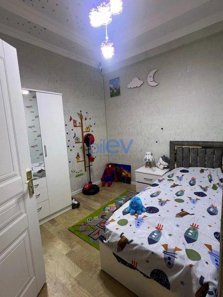Kirayə (aylıq) 3 otaqlı Yeni Tikili  63m², Bakı