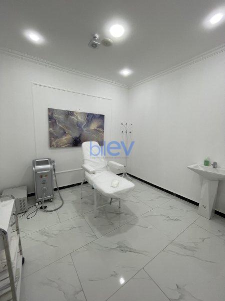 Satılır 15 otaqlı Obyekt  400m², Bakı