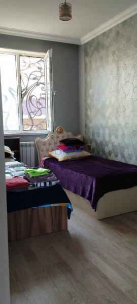 Satılır 4 otaqlı Həyət evi  1.5m², Bakı