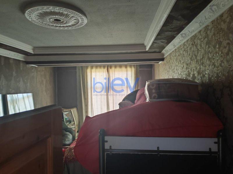 Satış 3 otaqlı Köhnə Tikili bina evi  104m², Bakı