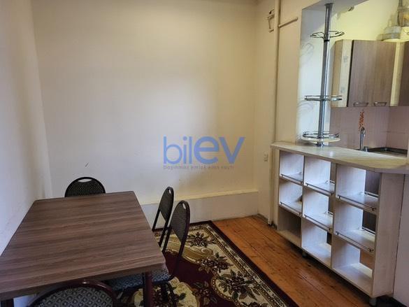 Kirayə (aylıq) 3 otaqlı Köhnə Tikili  90.00m², Bakı