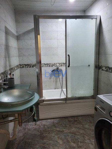 Kirayə (aylıq) 3 otaqlı Köhnə Tikili  90.00m², Bakı