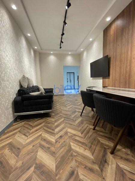 Satılır 2 otaqlı Yeni Tikili  60m², Bakı