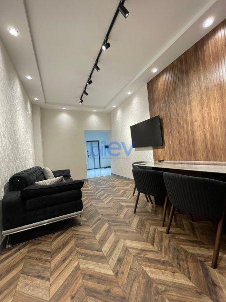 Satılır 2 otaqlı Yeni Tikili  60m², Bakı