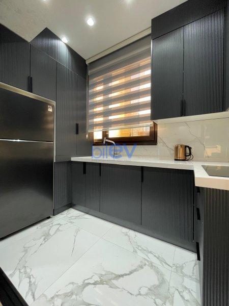 Satılır 2 otaqlı Yeni Tikili  60m², Bakı