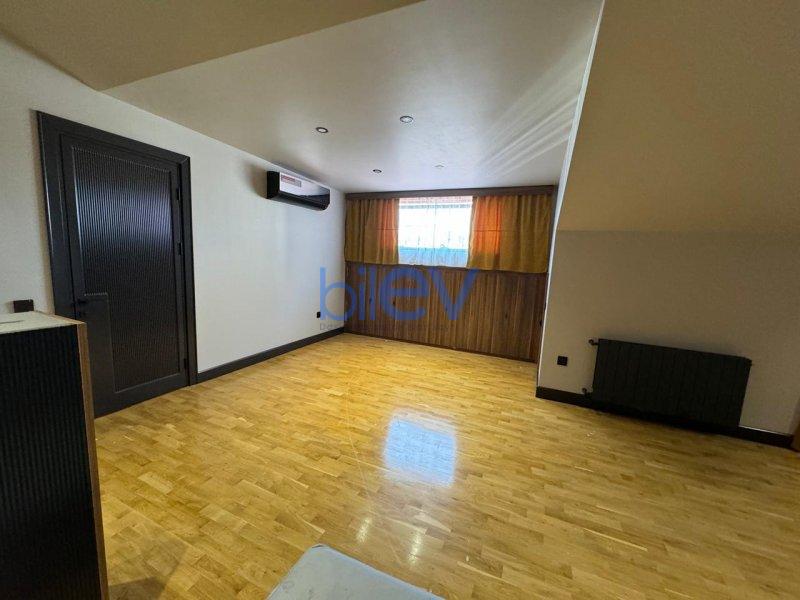 Satılır 5 otaqlı Yeni Tikili  265m², Bakı