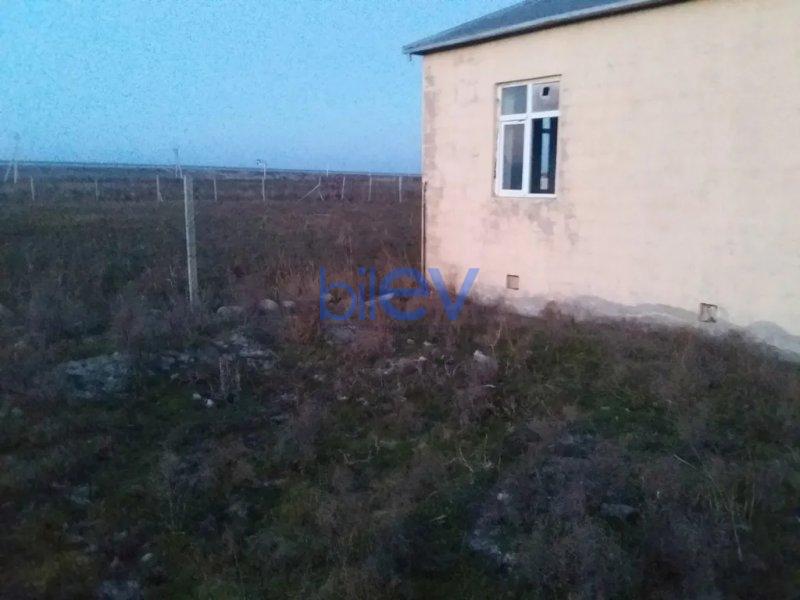 Satılır 3 otaqlı Həyət evi  2000m², Siyazən