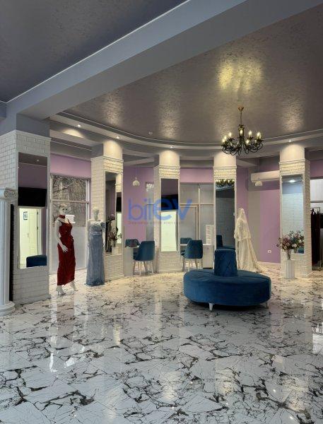 Kirayə (aylıq) 3 otaqlı Obyekt  180m², Bakı