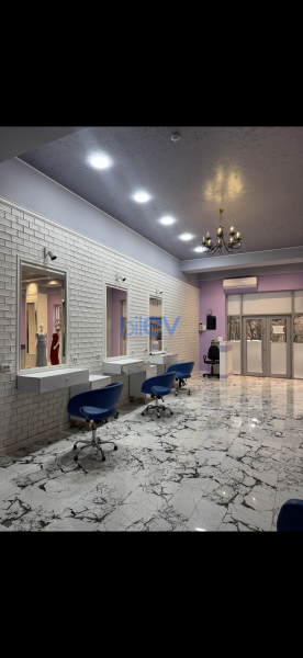 Kirayə (aylıq) 3 otaqlı Obyekt  180m², Bakı