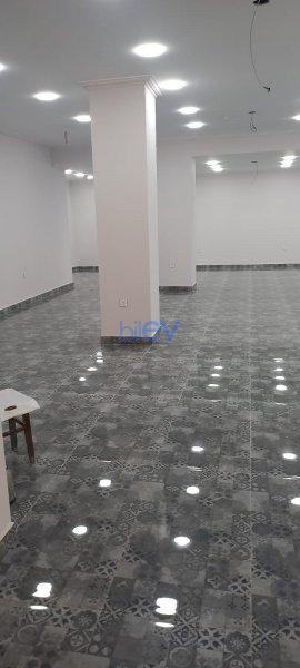Satılır 4 otaqlı Obyekt  330m², Bakı