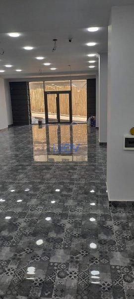 Satılır 4 otaqlı Obyekt  330m², Bakı
