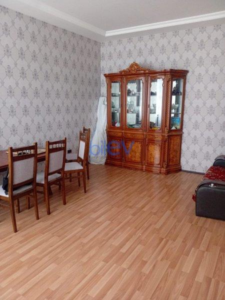 Kirayə (aylıq) 3 otaqlı Bağ evi  130m², Bakı