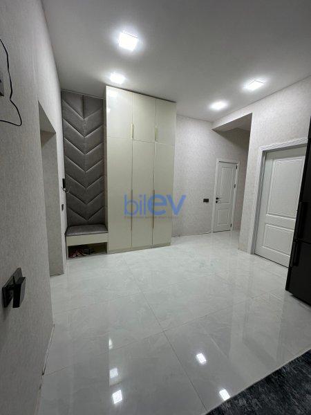 Satılır 2 otaqlı Yeni Tikili  72m², Bakı