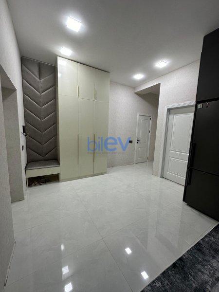 Satılır 2 otaqlı Yeni Tikili  72m², Bakı