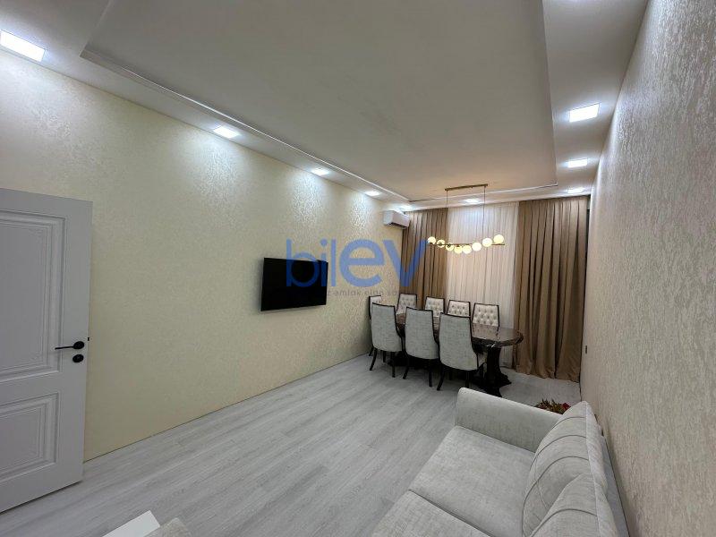 Satılır 2 otaqlı Yeni Tikili  72m², Bakı