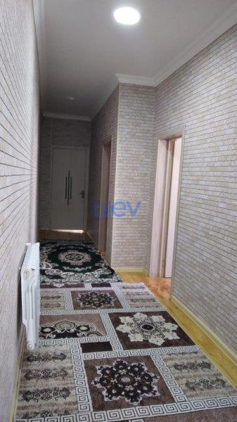 Satılır 4 otaqlı Həyət evi  130m², Bakı