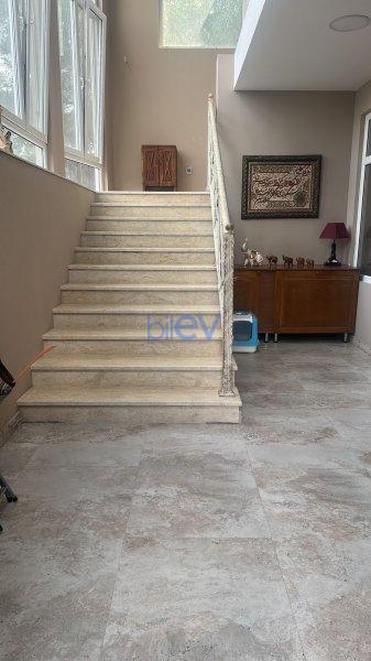 Satılır 6 otaqlı Həyət evi  290m², Bakı