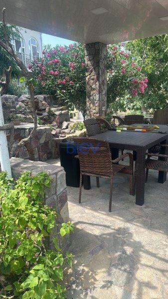 Satılır 6 otaqlı Həyət evi  290m², Bakı